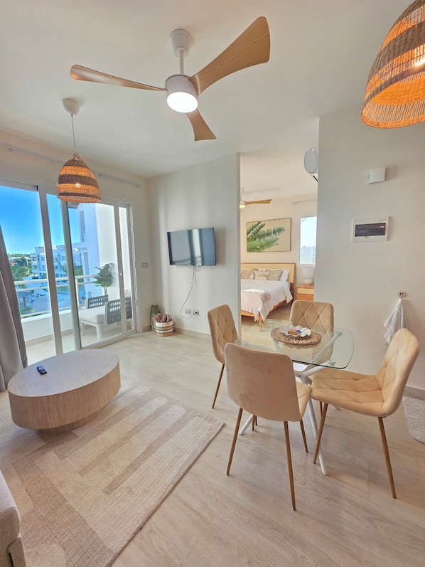 Iron/ironing board, WiFi, bed sheets - Modern Caribbean Stay Coral Azul 304 (Dominicus)