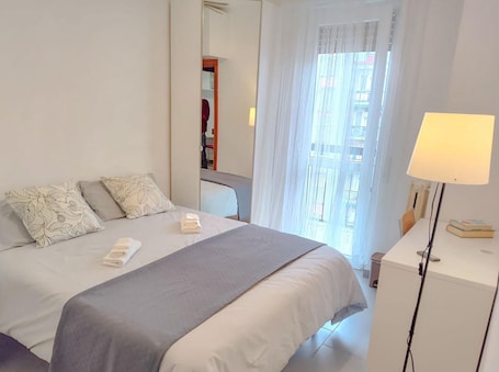 1 bedroom, desk, iron/ironing board, free WiFi. Private room quiet North Park Bresso Milan