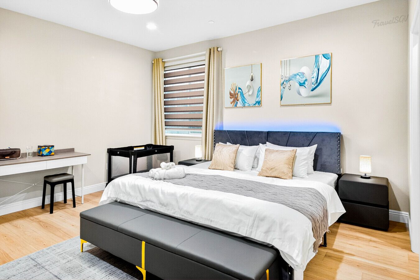 Escrivaninha, ferros/tábuas de passar roupa, Wi-Fi, roupa de cama