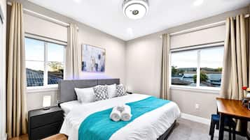 Ferros/tábuas de passar roupa, Wi-Fi, roupa de cama