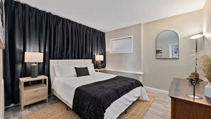 3 bedrooms, WiFi, bed sheets - Charming 3BR Hillside Home w/ Private Pool in Gorgeous La Mesa Close to Downtown (La Mesa)