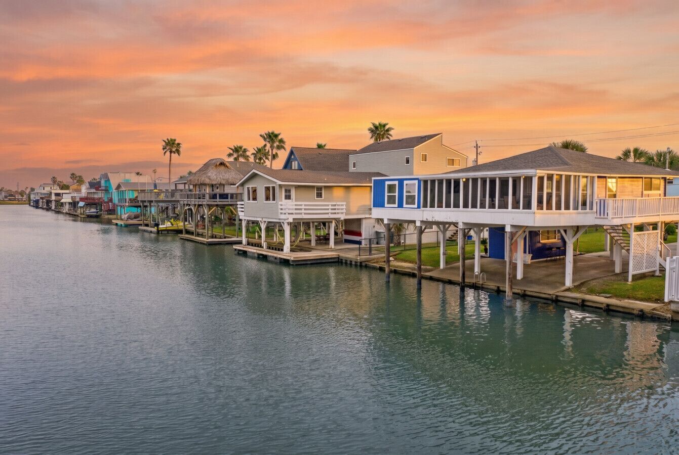 المنشأة من الخارج