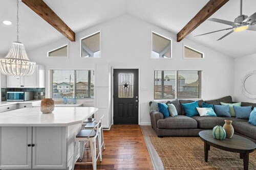 Canal Home with Two Docks and Large Gameroom