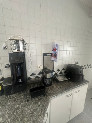 Private kitchen - Premium Penthouse with Private Pool (Guarujá)