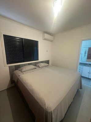 3 bedrooms, WiFi, bed sheets - Premium Penthouse with Private Pool (Guarujá)