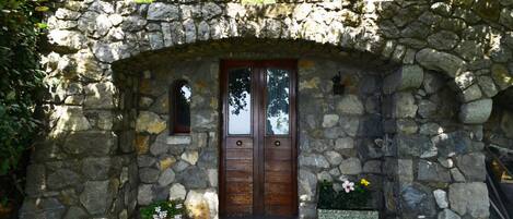 Vil·la, vistes al mar | Detall de l'exterior