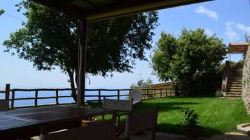 Villa, Sea View | Tempat makan luar