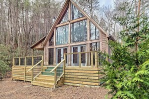 Exterior - Cabin w/OutdoorKitchen+Firepit+HotTub-8mn to Helen (Sautee Nacoochee)