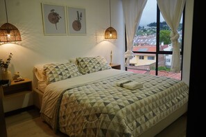 1 bedroom, iron/ironing board, WiFi, bed sheets - Terrace Suite ELEGANCE & Panoramic View (Cuenca)