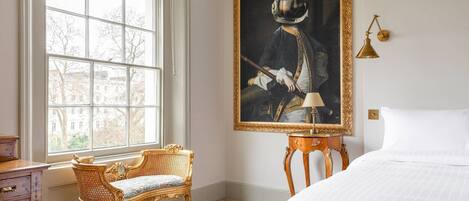 5 多间卧室、熨斗/熨衣板、免费 WiFi、床单