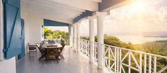 Villa Bellevue Éminence, Le Diamant - Eco-responsible architect-designed villa, 6-20 P