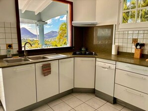 Micro-ondas, fogão, cooktop, lava-louças