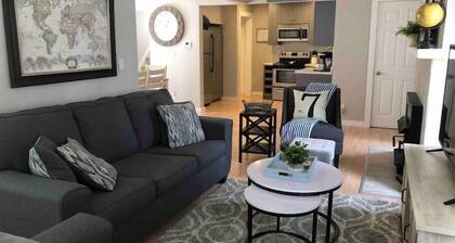 Lake Muskego House, Walk to Stores & Restaurants