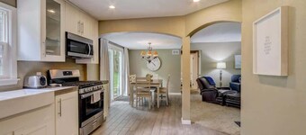 Muskego Hideaway on 2 Acre Lot