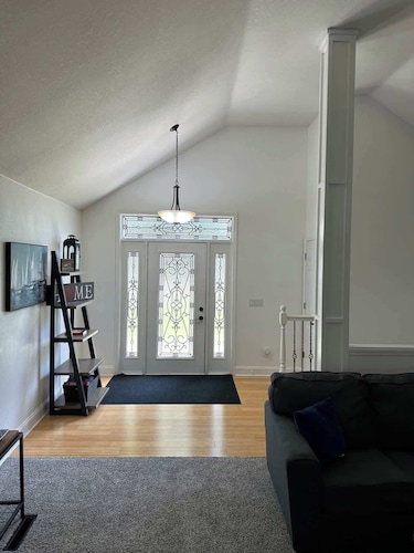 Muskego Getaway, walk to beach