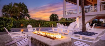 Marriott Vacation Club Marco Island 2 BR poolside sleeps 8 3rd to 5th floor