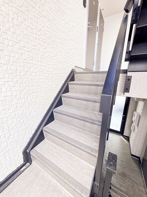 Interior - Shinokubo WUJI Triphome New Open (Shinjuku City)