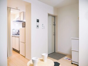 Interior - Shinokubo WUJI Triphome New Open (Shinjuku City)