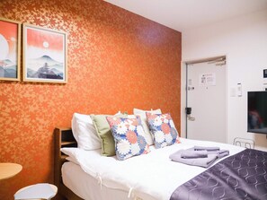 1 室のベッドルーム、デスク、WiFi、ベッドシーツ