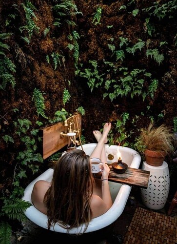Alpine Camp, Private Glamping at Radio Ranch (Tub)
