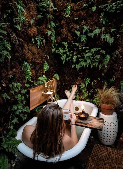 Alpine Camp, Private Glamping at Radio Ranch (Tub)