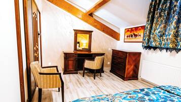 Strykjärn/strykbräda, wi-fi och sängkläder