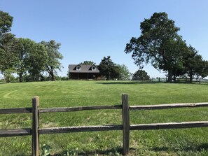 Enceinte de lâhĂ©bergement