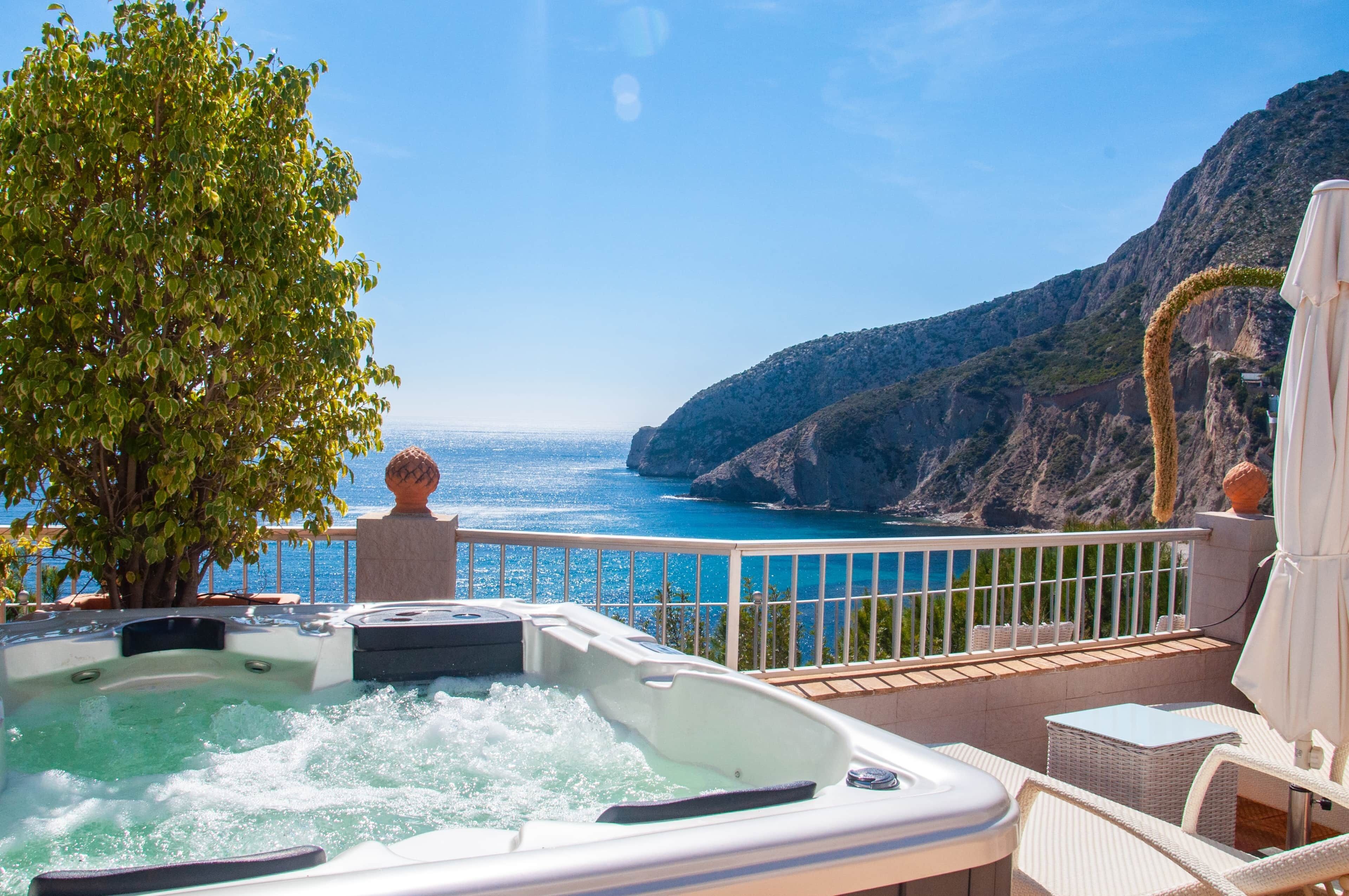 Bain à remous extérieur