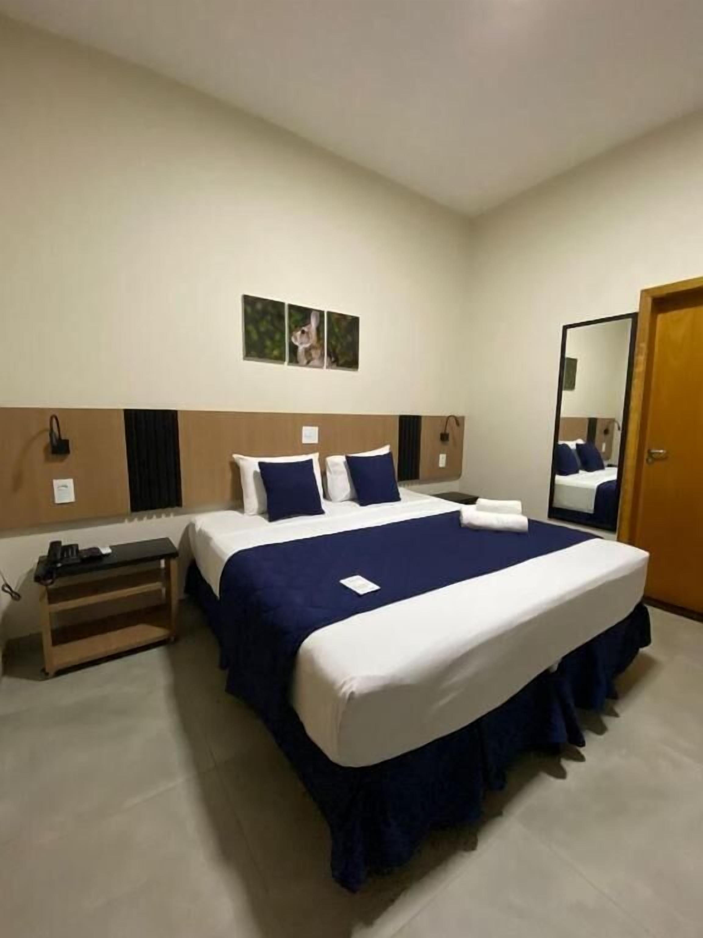 Doppelzimmer, Nichtraucher | Schreibtisch, laptopgeeigneter Arbeitsplatz, kostenloses WLAN