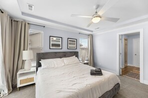 3 soveværelser, skrivebord, strygejern/strygebræt, gratis Wi-Fi