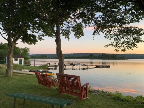 Upper Rideau Resorts waterfront Cabin #4