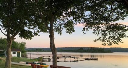 Upper Rideau Resorts waterfront Cabin #4