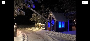 Exterior - Cozy 1-bedroom 1000 sqft Private Lodge on 6 peaceful acres in Colorado Springs (Colorado Springs)