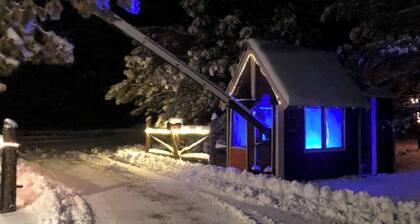 Cozy 1-bedroom 1000 sqft Private Lodge on 6 peaceful acres in Colorado Springs