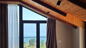 5 chambres, fer et planche Ă repasser, Wi-Fi, draps fournis