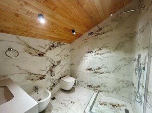 Unclassified image, 2 of 38, button