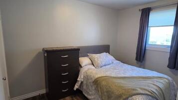 Townhouse, utsikt mot bukt | Wi-fi (inkludert)