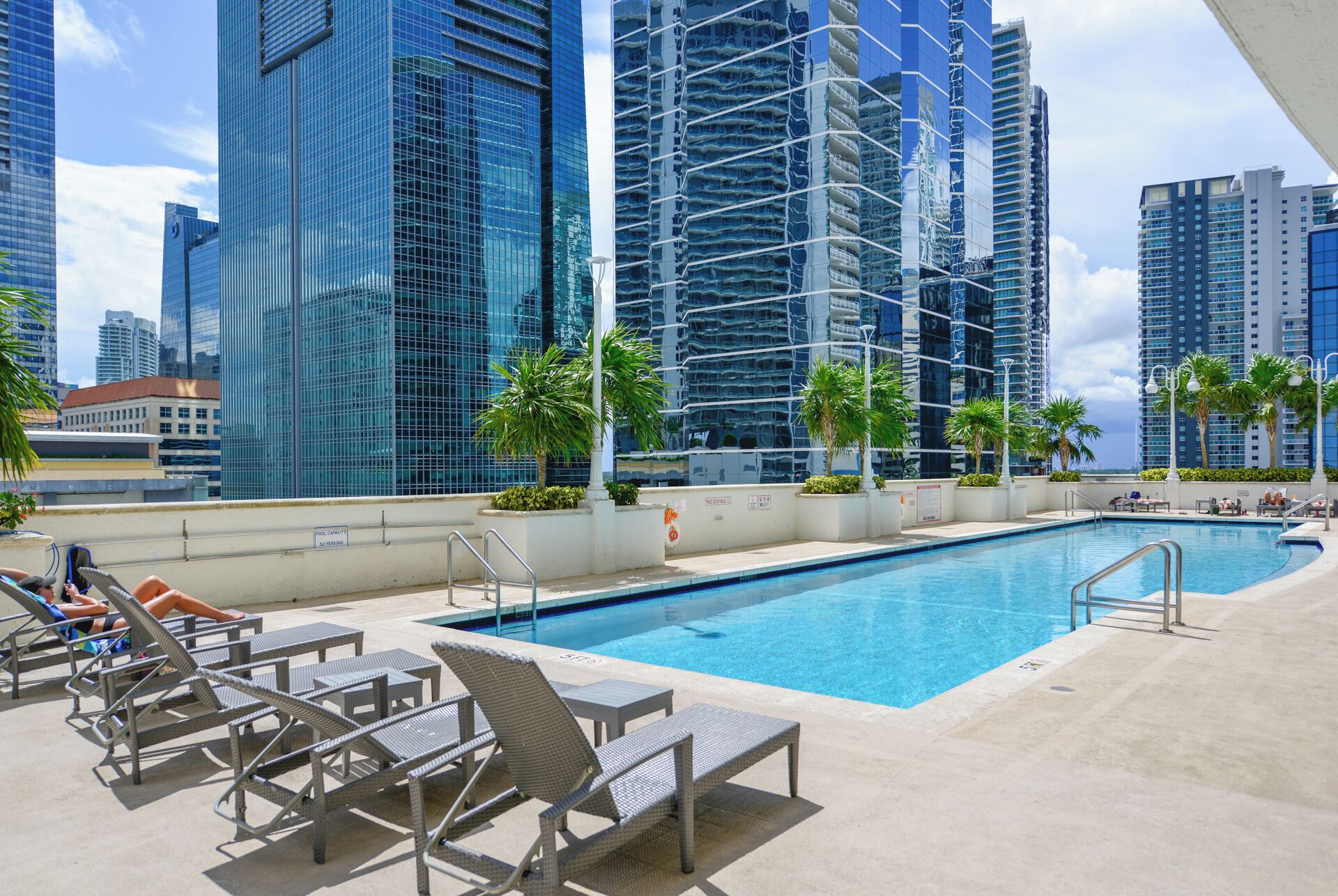 12 piscines extérieures