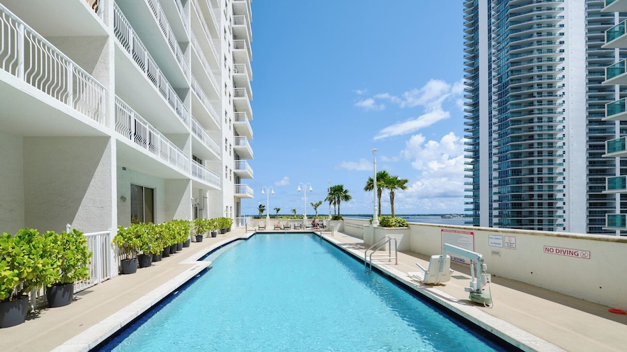 Brickell Bay 3304