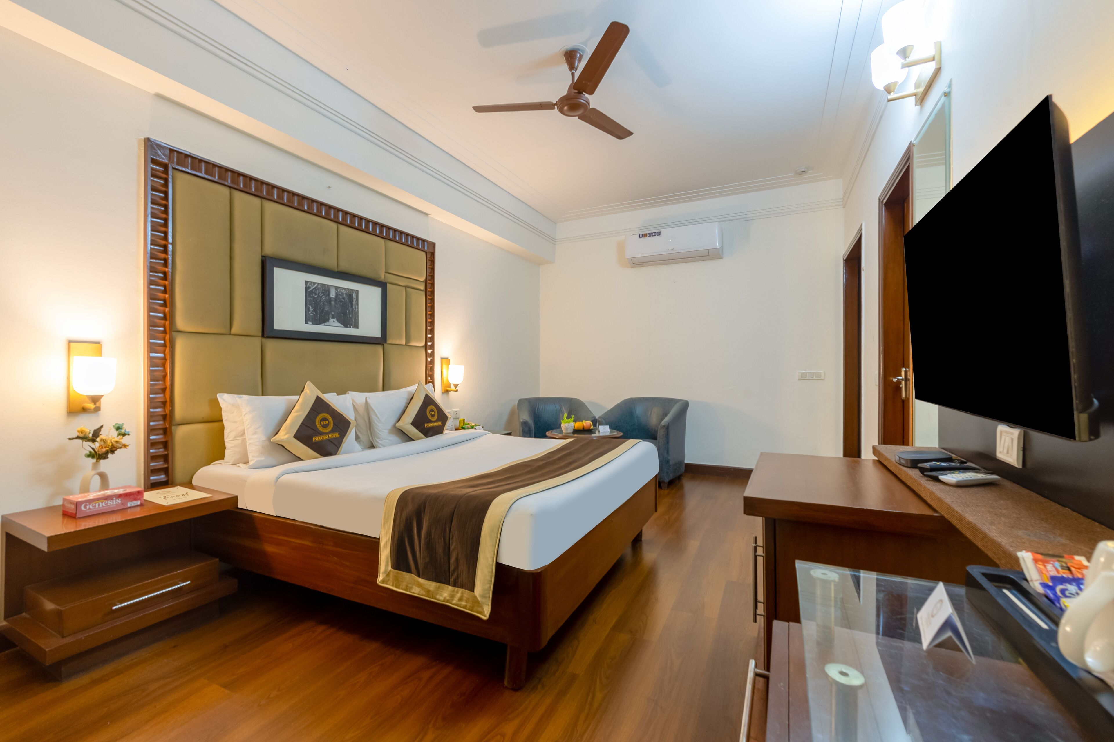 Deluxe Double Room | Premium bedding, pillow-top beds, desk, laptop workspace