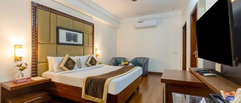 Deluxe Double Room | Premium bedding, pillow-top beds, desk, laptop workspace