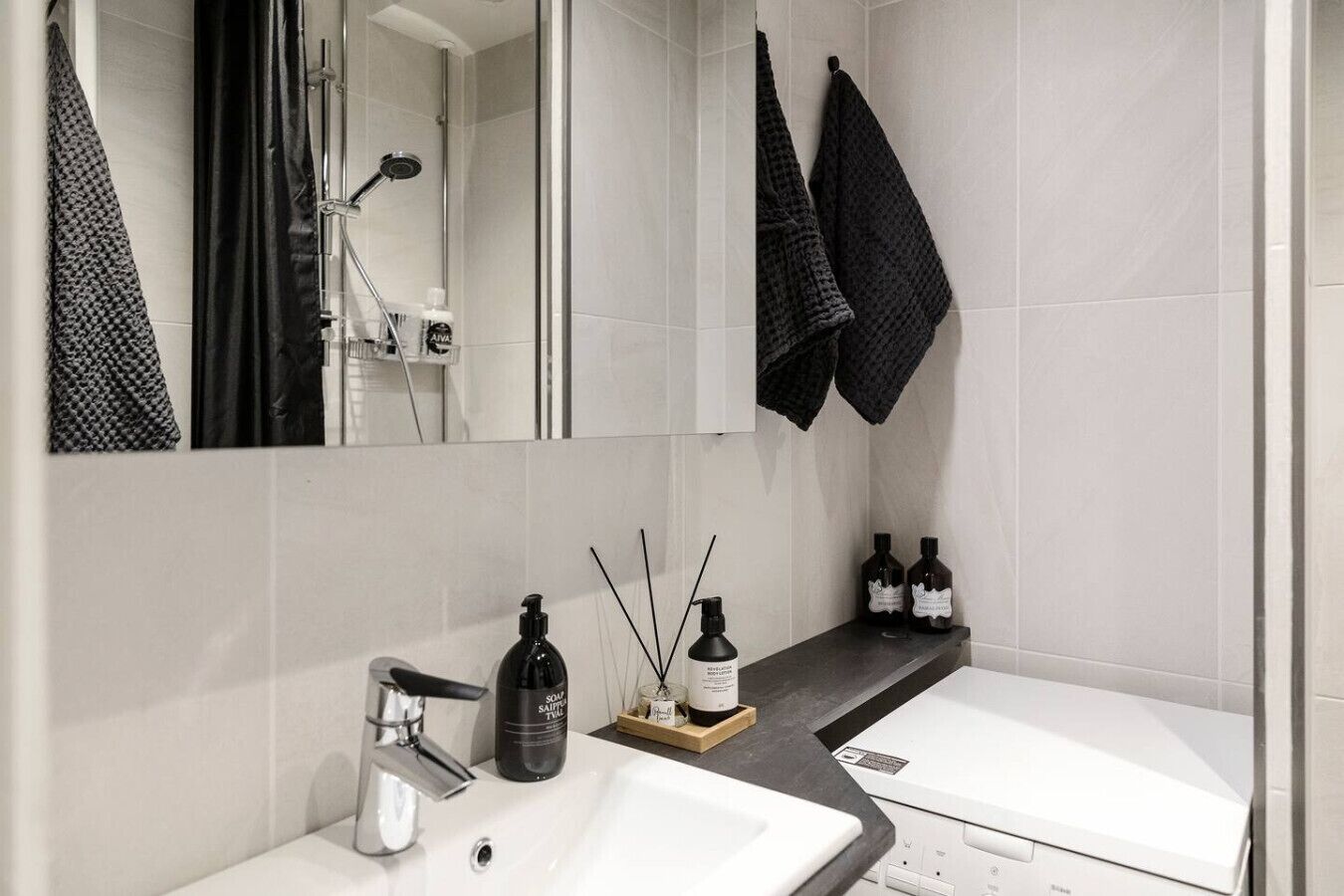 Haartrockner, Handtücher