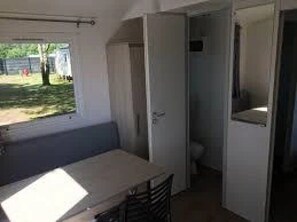 Interior - ZEcamping 3* animé  mobil-home 22m2 2 pers (Chateauroux)