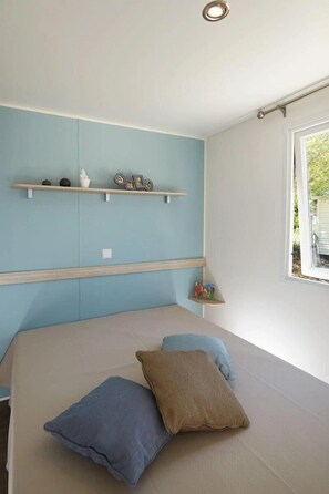 WiFi - ZEcamping 3* animé  mobil-home 22m2 2 pers (Chateauroux)