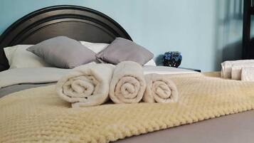 3 quartos, Wi-Fi de cortesia, roupa de cama