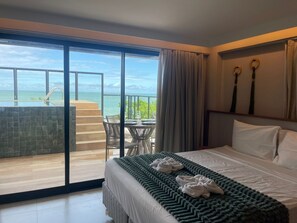 Iron/ironing board, WiFi, bed sheets - Beachfront Gourmet Studio with Private Pool (João Pessoa)