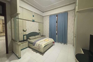 Kamar Double Standar