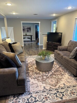 Televisor i llar de foc