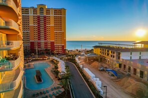 Exterior - Newest 1-bedroom + bunks/2 full bath condo RIGHT BY Pier Park with sunset views (Panama City Beach)