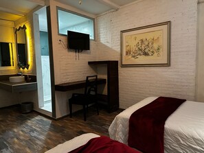 Kamar Double Deluks, pemandangan kebun | Ruang kerja ramah laptop dan Wi-Fi gratis